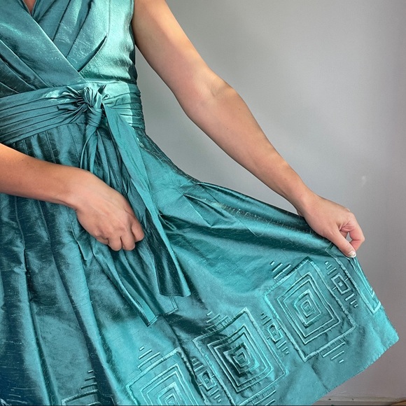 Adrianna Papell Aqua Green Tie Belt Collared Dress - Picture 8 of 11